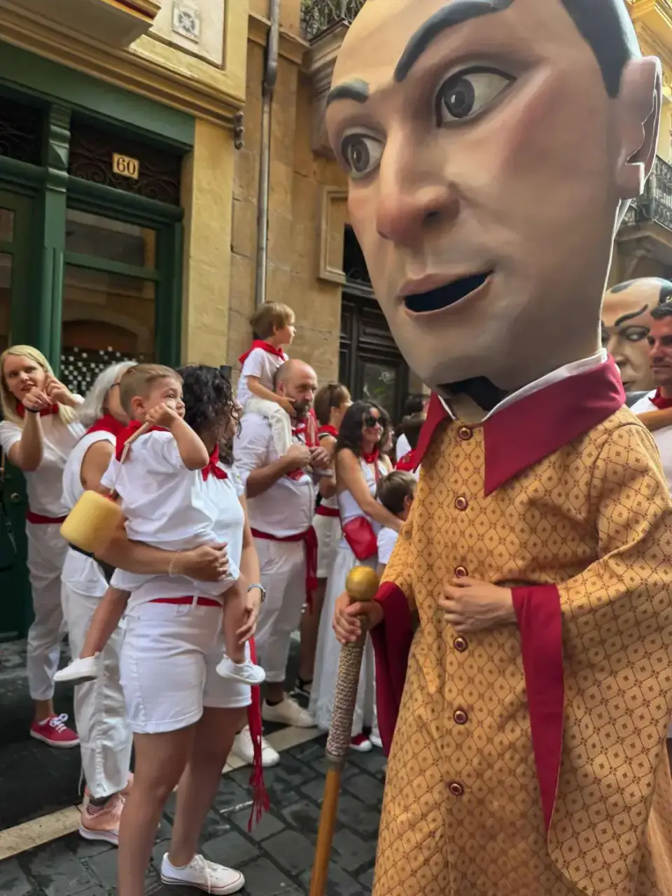 Gigantes de los Sanfermines por las calles