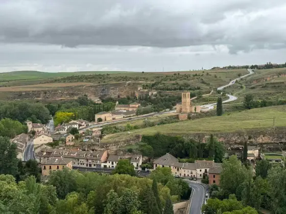 Vista panorámica de los campos alrededor de Pedraza